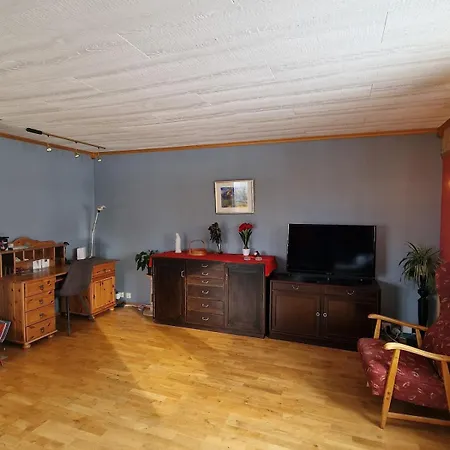 Comfortable On A Farm With Parking