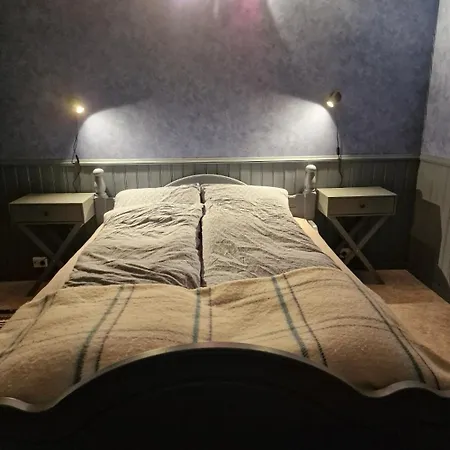 Comfortable On A Farm With Parking Appartement *