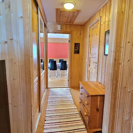 Comfortable On A Farm With Parking Tromso