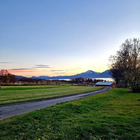 Apartment Comfortable On A Farm With Parking *