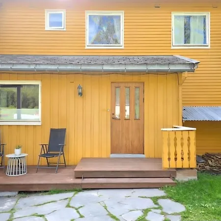 Apartment Comfortable On A Farm With Parking Tromsø