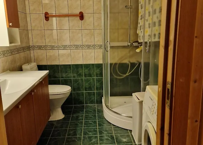 Comfortable On A Farm With Parking Appartement *