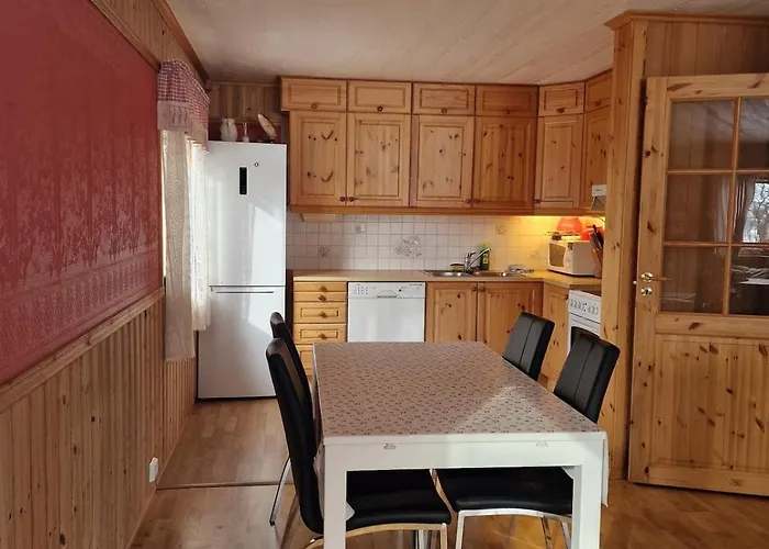 Comfortable On A Farm With Parking Appartement *
