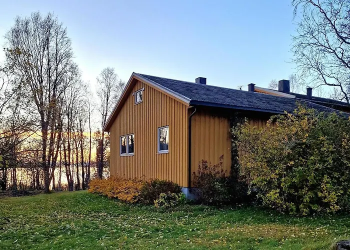 Comfortable On A Farm With Parking Apartament *
